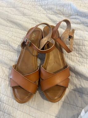 MIA Women's Cognac Crisscross Ankle Strap Sandals size 8.5